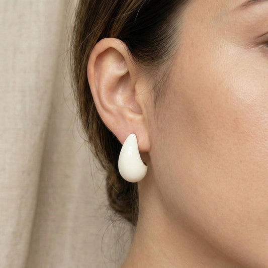 Cream Teardrop Stud Earrings
