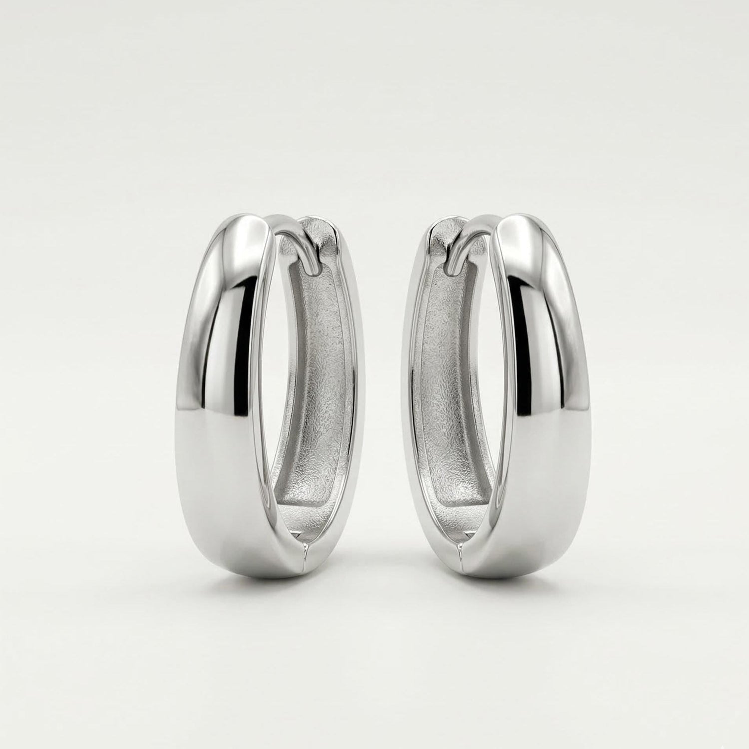 Capsule Wardrobe Jewelry Essentials | VEESA BY N