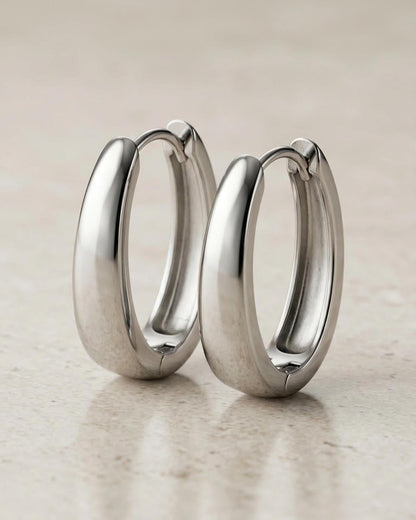 Oval Huggie Hoop Earrings – 15mm Minimalist Stainless Steel Hoops