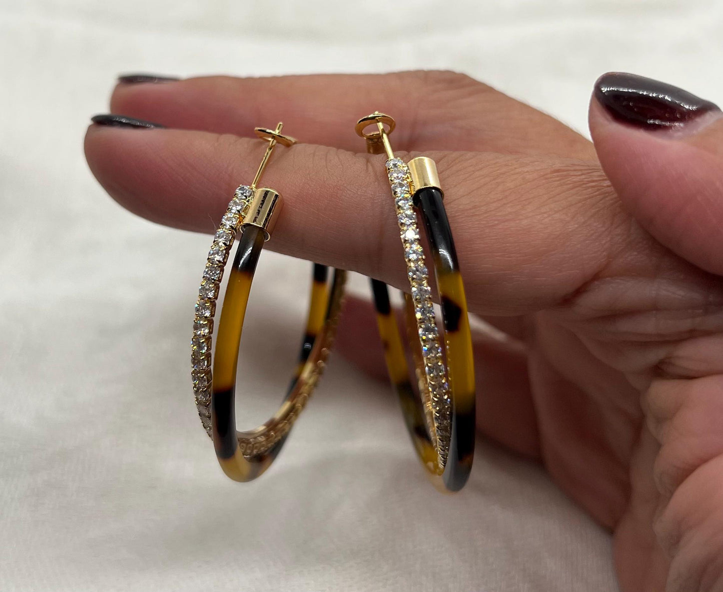 Tortoiseshell Gold Resin Hoop Earrings