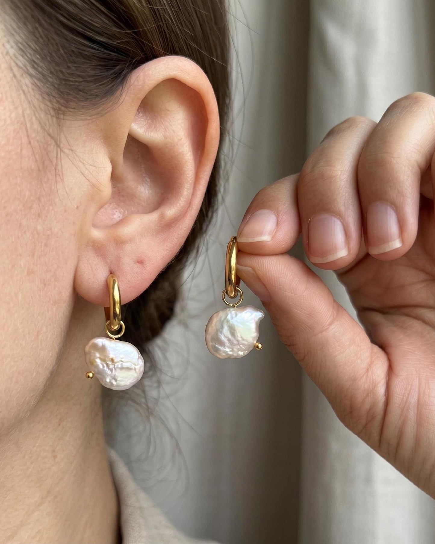 Baroque Organic Shape Pearl 10mm Huggie Hoop Earrings, Gold Stainless Steel Dangle Minimalist Jewelry