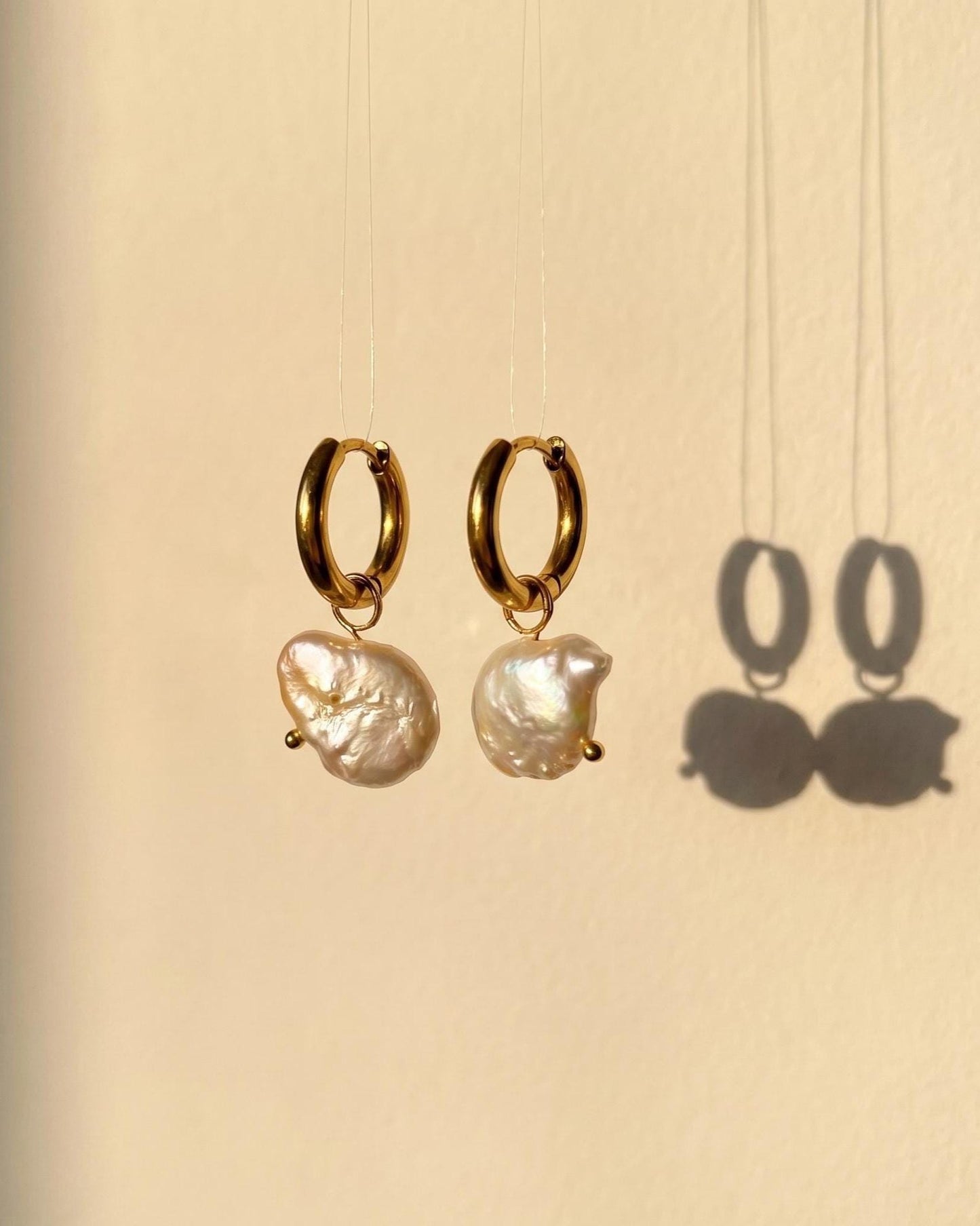 Baroque Organic Shape Pearl 10mm Huggie Hoop Earrings, Gold Stainless Steel Dangle Minimalist Jewelry