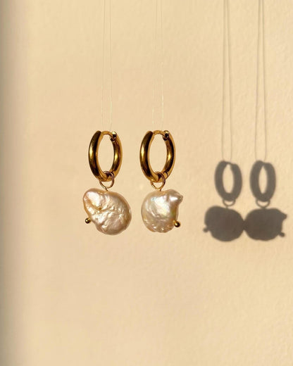 Baroque Organic Shape Pearl 10mm Huggie Hoop Earrings, Gold Stainless Steel Dangle Minimalist Jewelry