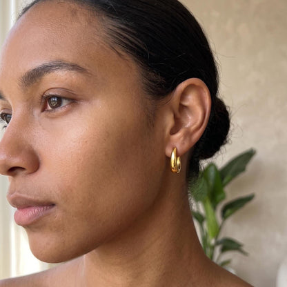 Gold Oval Hoop, 15mm Stainless Steel Huggie Hoops, Minimalist 18k Everyday Jewelry