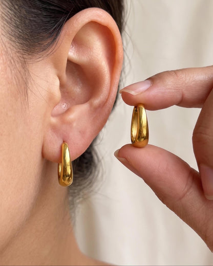 Gold Oval Hoop, 15mm Stainless Steel Huggie Hoops, Minimalist 18k Everyday Jewelry