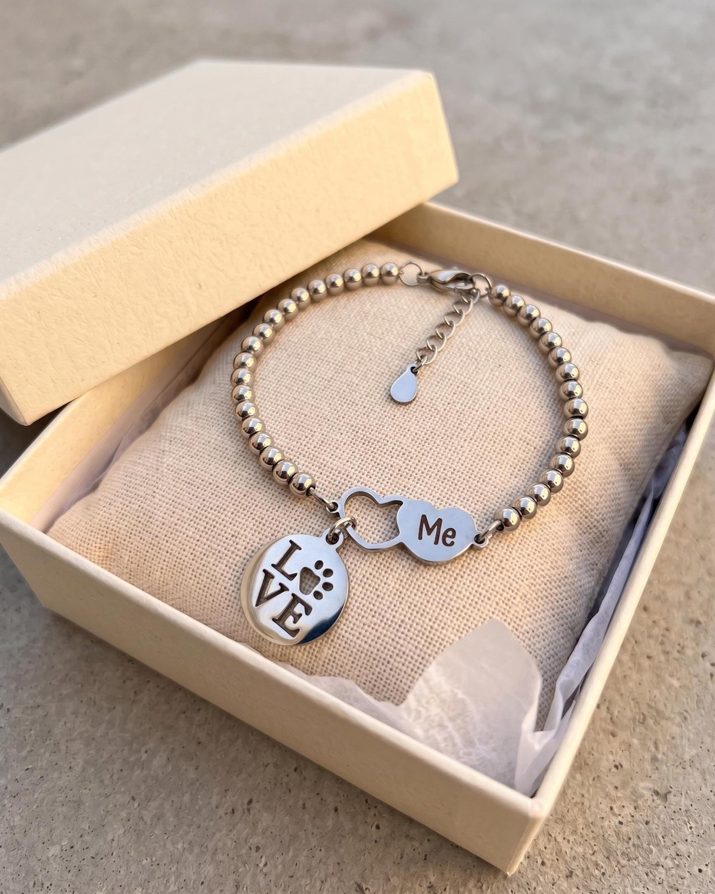 Pet Lover Bracelet, Paw Print Love Charm, Dog or Cat Mom Stainless Steel Jewelry.