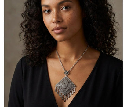 Traditional Ethnic Necklace with Intricate Filigree Pendant