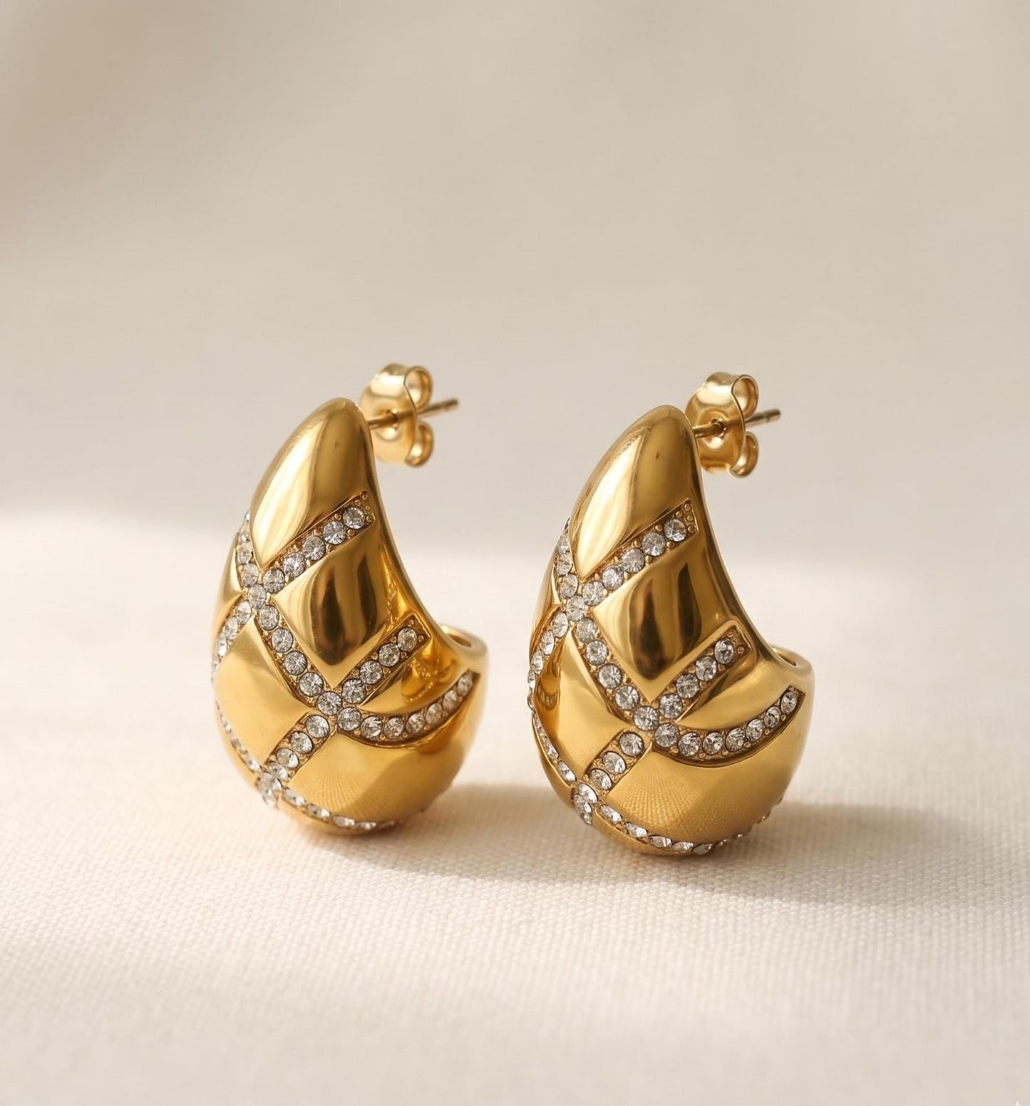Aurélia Crystal Pavé Dangle Earrings
