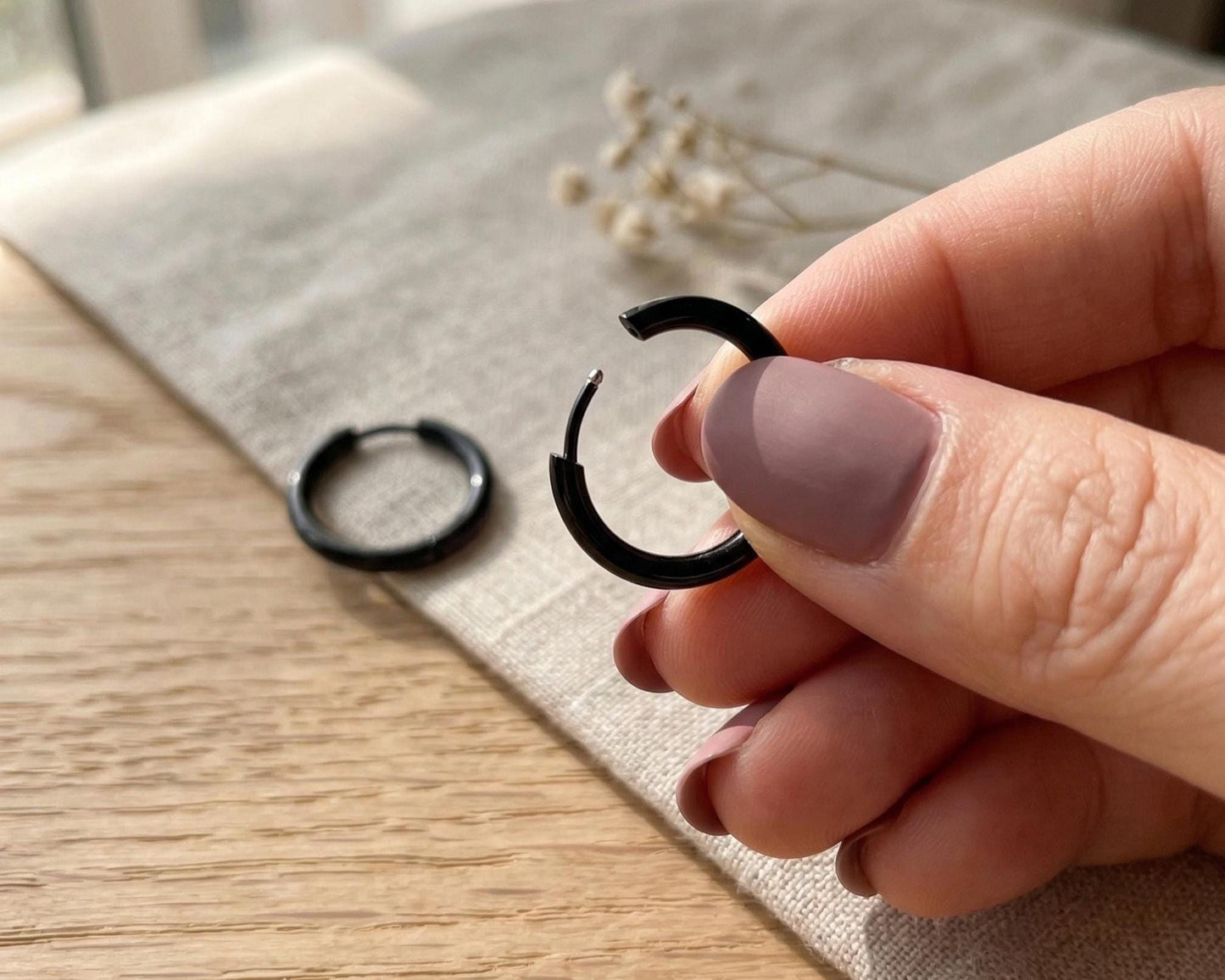 Black 16mm Huggie Hoop Earrings