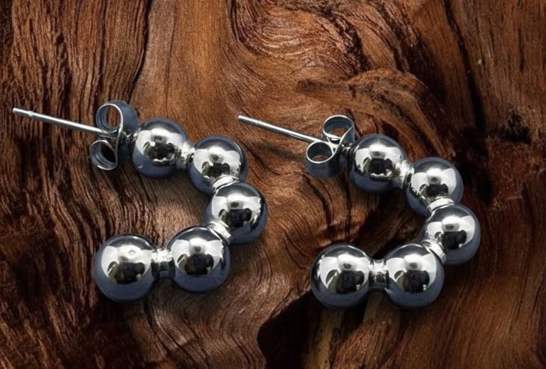 Beaded C-Shape Hoop Earrings