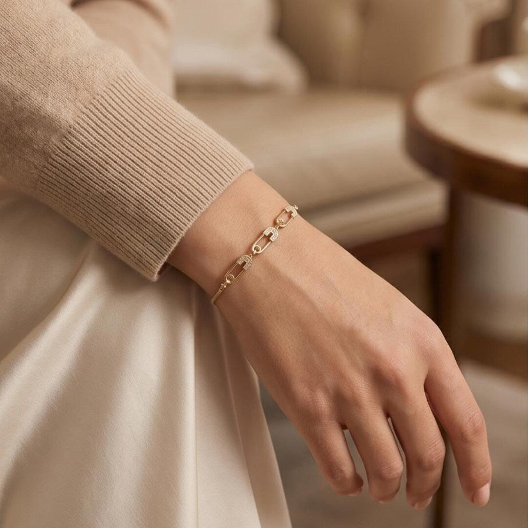 Crystal Safety Pin Bracelet gold close-up