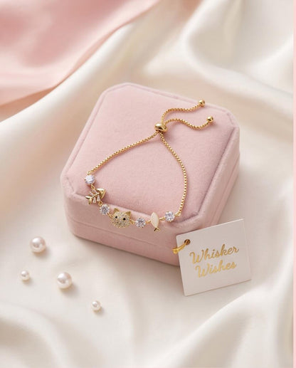 Adjustable slider clasp detail kitty bracelet