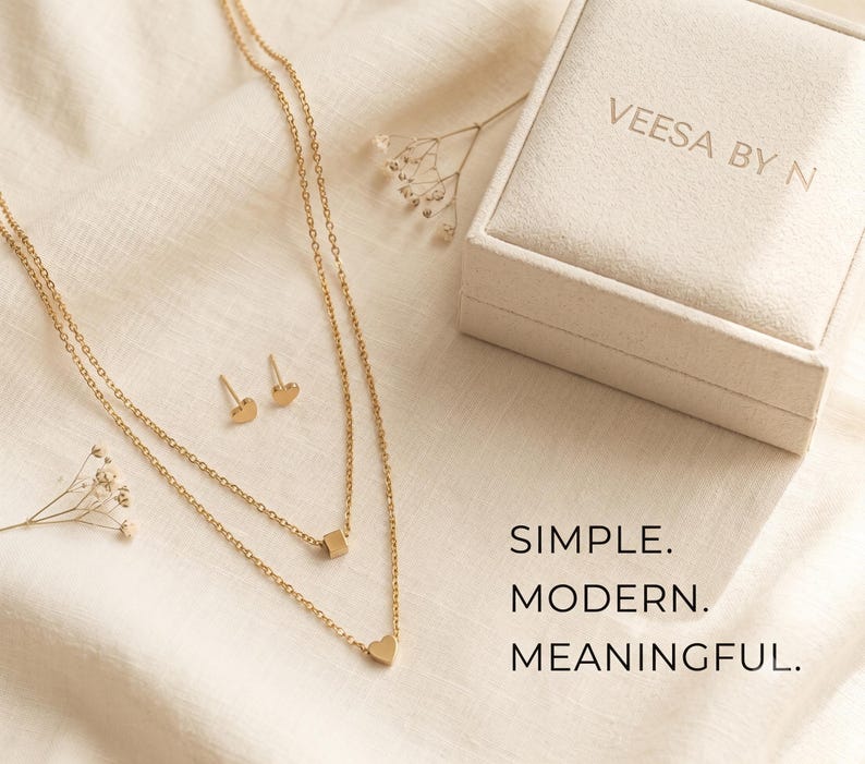 Layered Gold Heart Necklace & Earrings Set - earrings detail