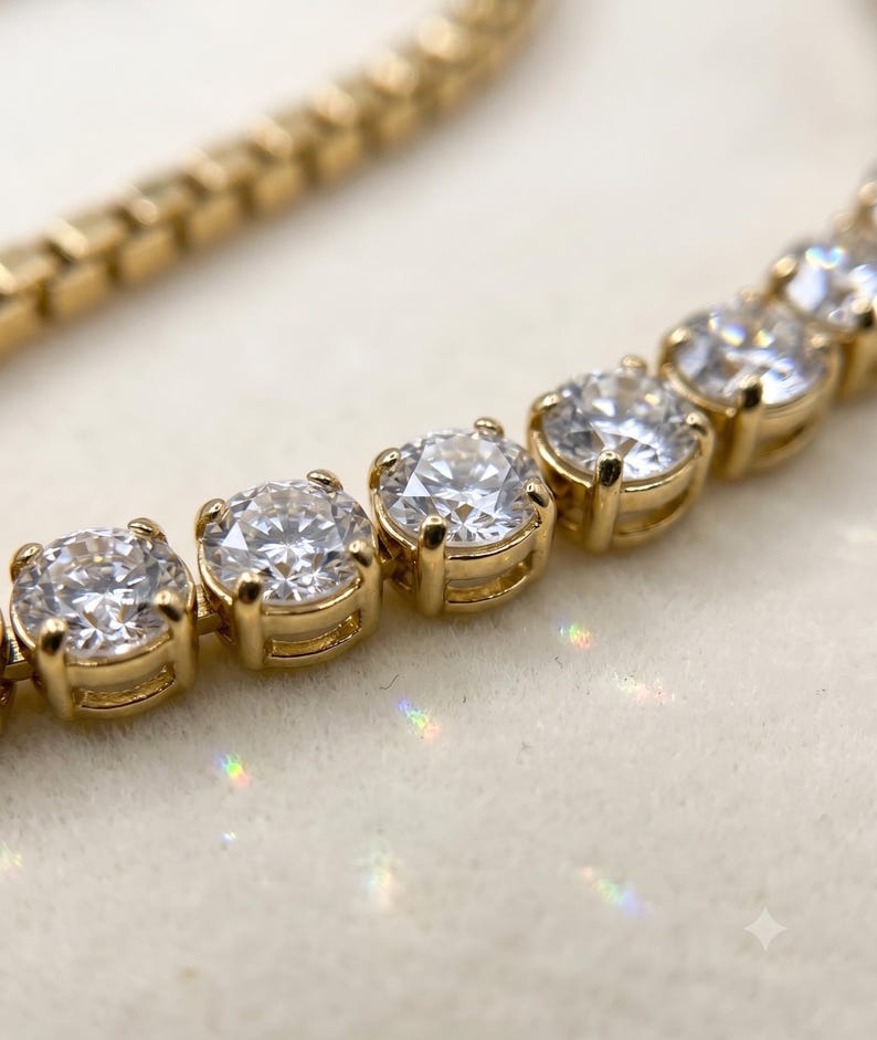 Adjustable CZ Tennis Bracelet packaging