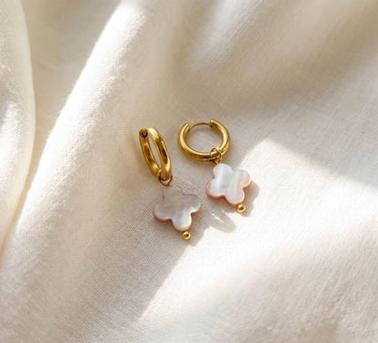 Pair of Mother of Pearl clover huggie earrings