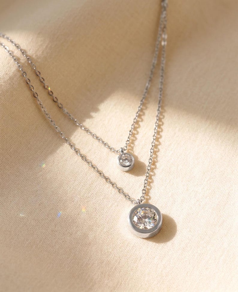 Layered graduated CZ pendant necklace, silver