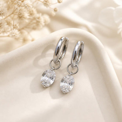 Moissanite huggie hoop earrings detail 12