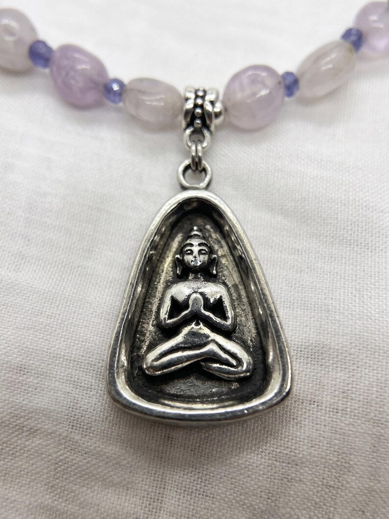 Mindfulness pendant necklace detail 13