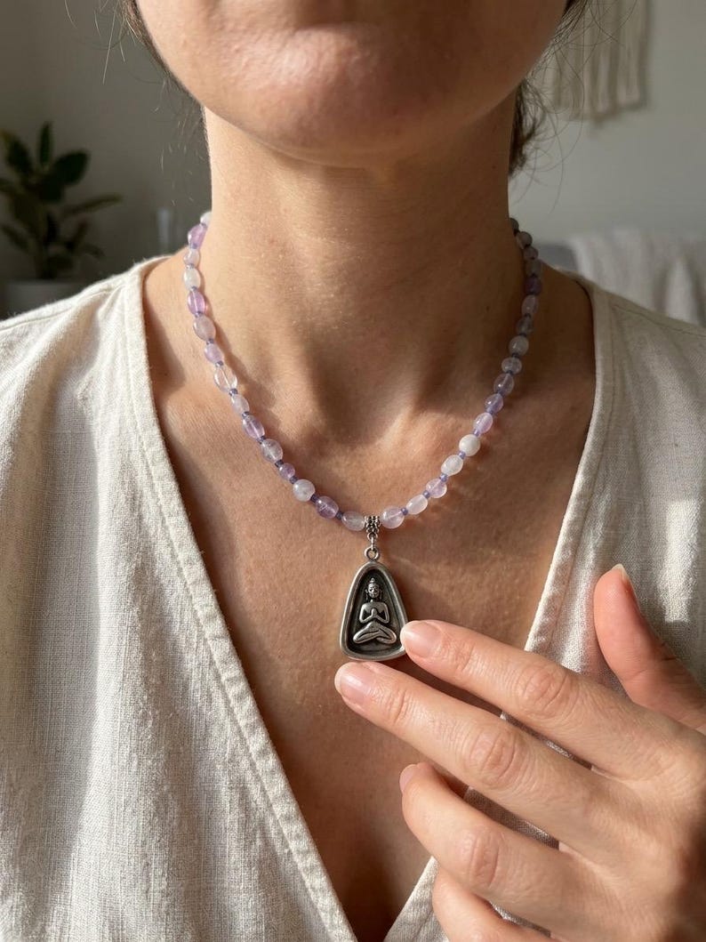 Mindfulness pendant necklace detail 3