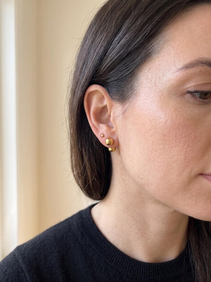 Side profile of double-sided ball stud earring